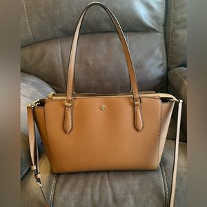 Tory Burch Leather Purse -